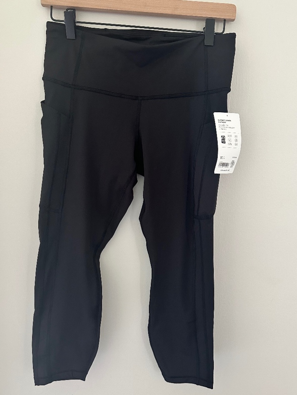 Athleta Ultimate Stash 7/8 Legging Black size Medium Petite